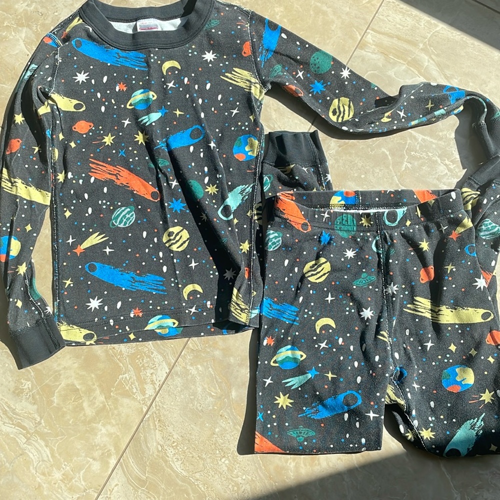 Hanna Andersson 2 piece pajama set | Outerspace